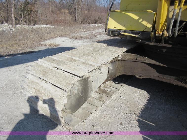 image for item F8374 Kobelco SK200 LC excavator