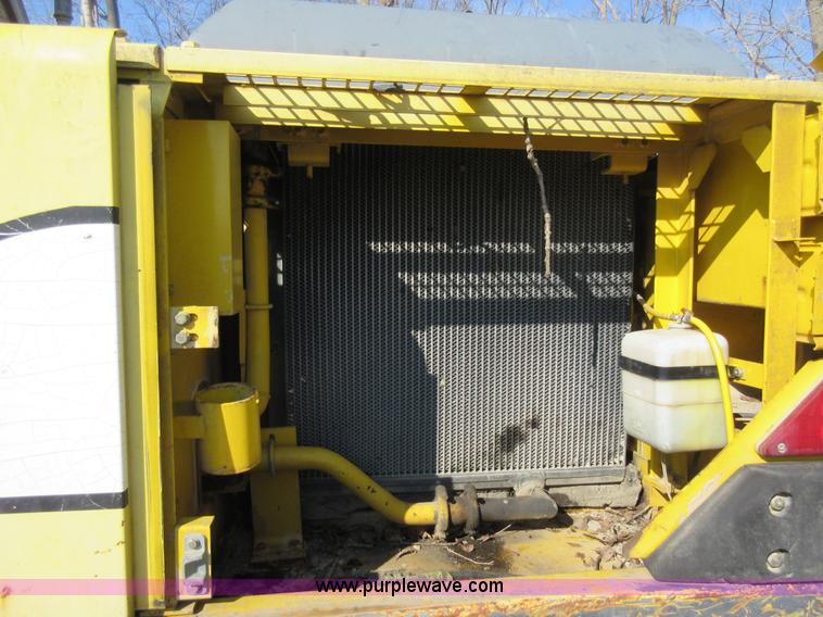 image for item F8374 Kobelco SK200 LC excavator