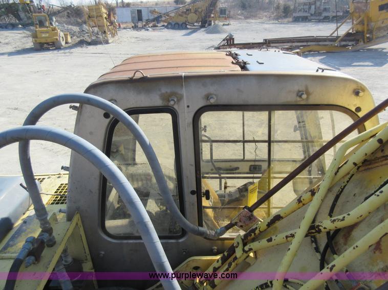 image for item F8374 Kobelco SK200 LC excavator