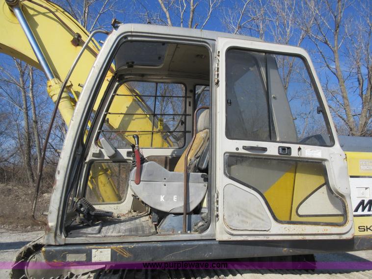 image for item F8374 Kobelco SK200 LC excavator