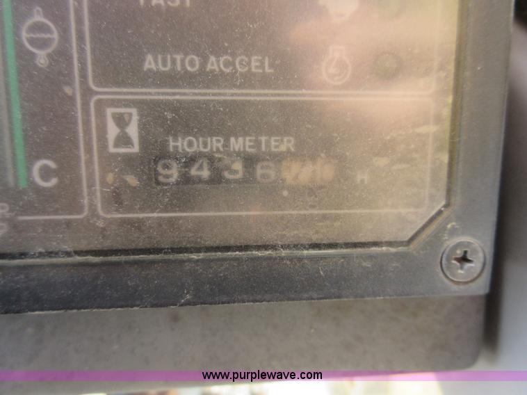 image for item F8374 Kobelco SK200 LC excavator