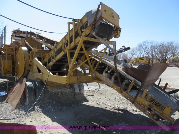 image for item F8379 Pioneer crushing plant