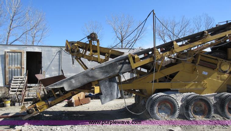 image for item F8379 Pioneer crushing plant