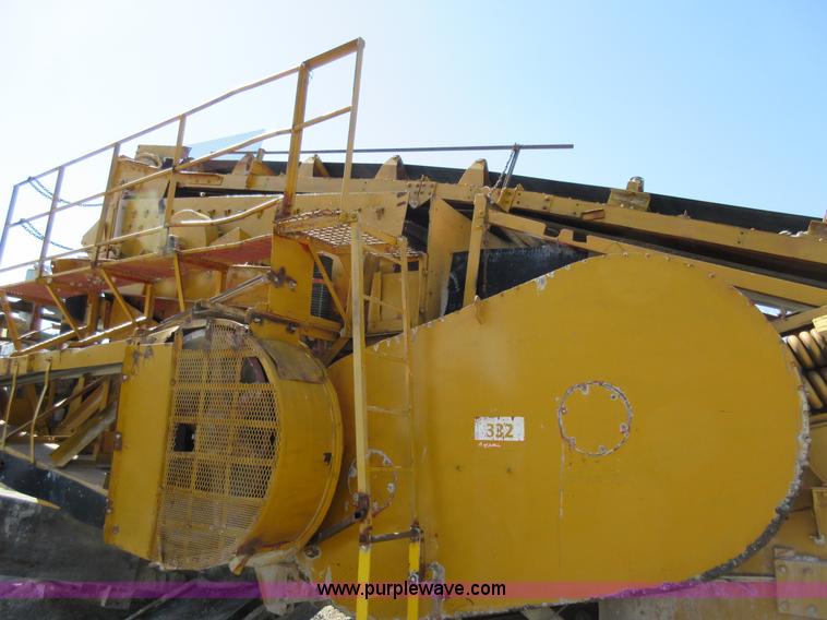 image for item F8379 Pioneer crushing plant