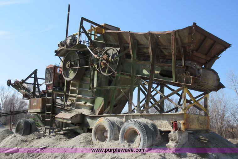 image for item F8382 Lipman Engineering 2436 jaw crusher
