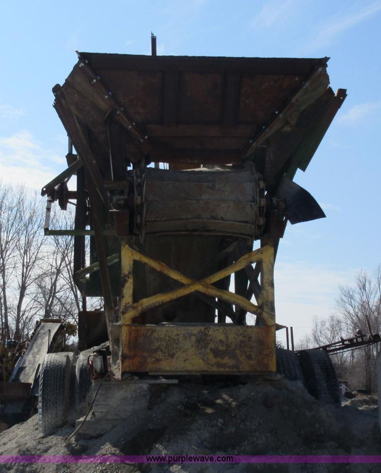 image for item F8382 Lipman Engineering 2436 jaw crusher
