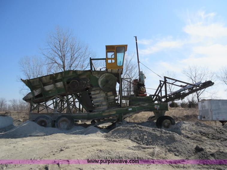 image for item F8382 Lipman Engineering 2436 jaw crusher