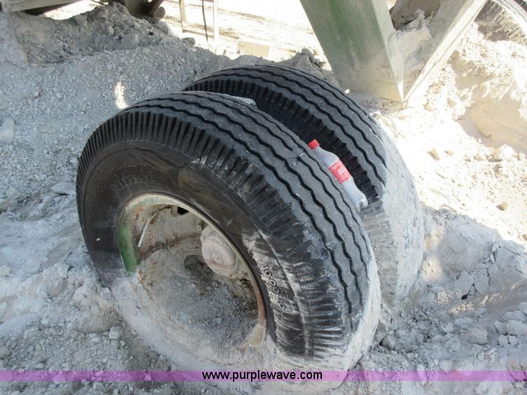 image for item F8382 Lipman Engineering 2436 jaw crusher