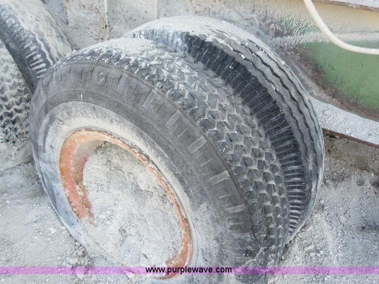 image for item F8382 Lipman Engineering 2436 jaw crusher