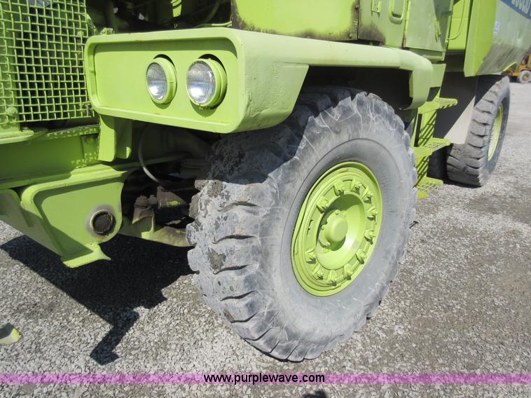 image for item F8383 Euclid R25 haul truck