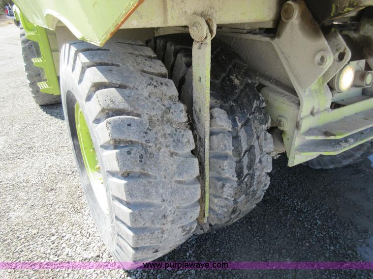 image for item F8383 Euclid R25 haul truck