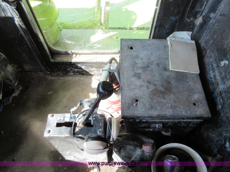 image for item F8383 Euclid R25 haul truck