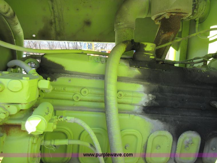 image for item F8383 Euclid R25 haul truck