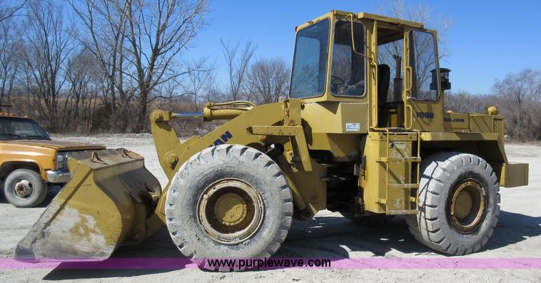 image for item F8385 Trojan 1900 wheel loader