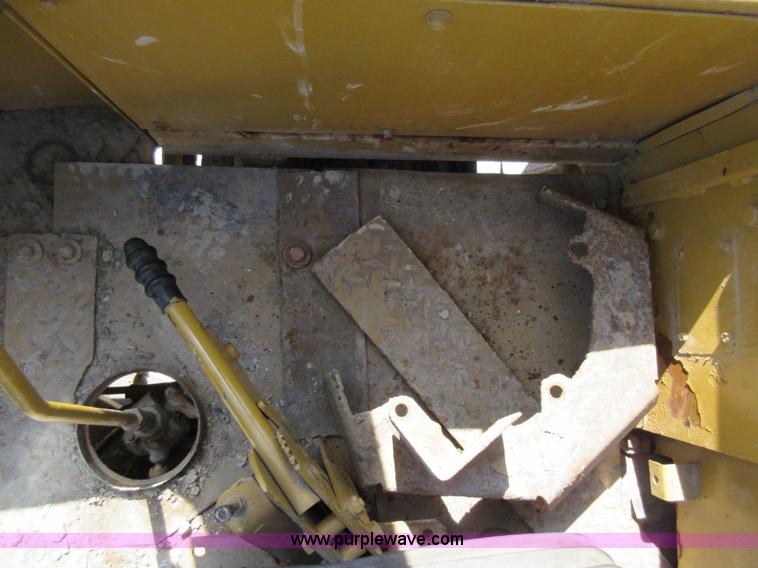 image for item F8385 Trojan 1900 wheel loader
