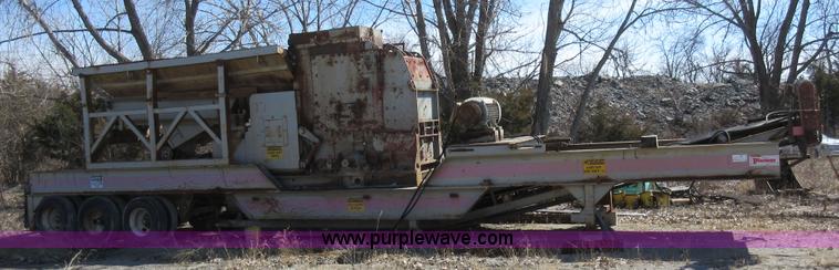 image for item F8388 Pioneer 3850 impact crusher
