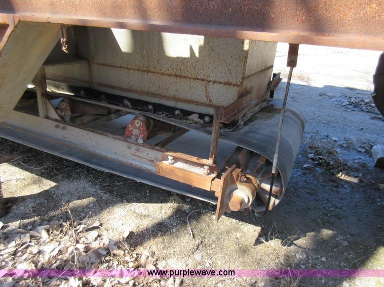 image for item F8388 Pioneer 3850 impact crusher