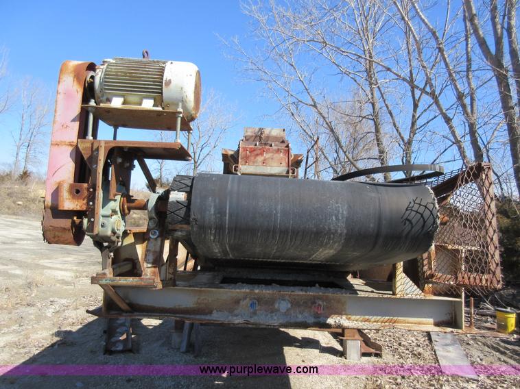 image for item F8388 Pioneer 3850 impact crusher