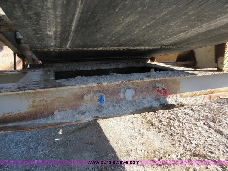 image for item F8388 Pioneer 3850 impact crusher