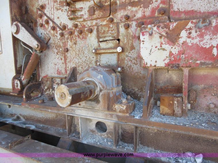 image for item F8388 Pioneer 3850 impact crusher