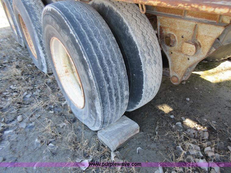 image for item F8388 Pioneer 3850 impact crusher