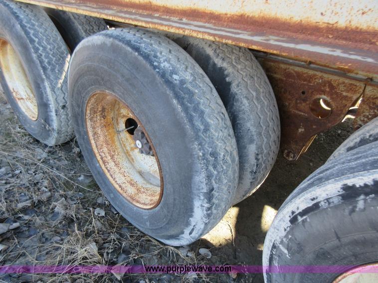 image for item F8388 Pioneer 3850 impact crusher