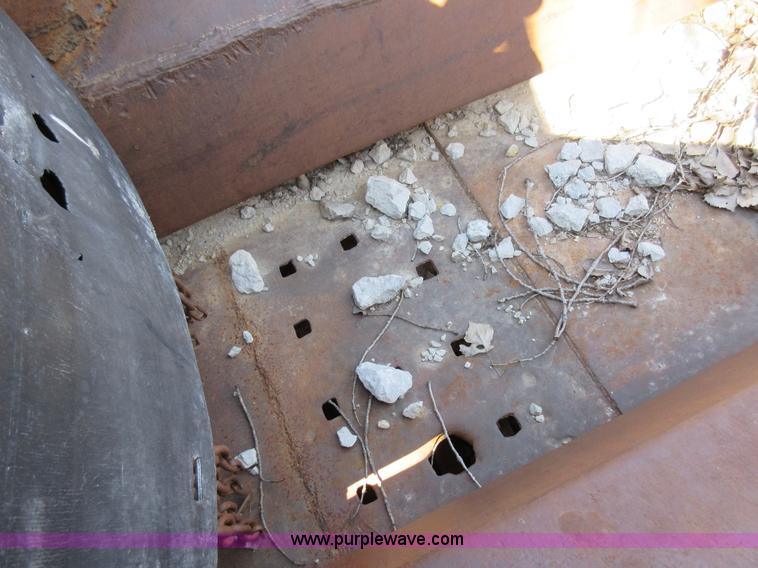 image for item F8388 Pioneer 3850 impact crusher