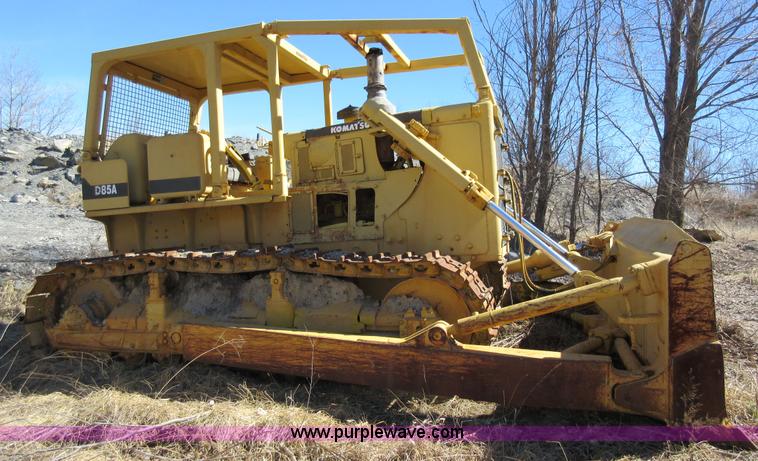 image for item F8403 1978 Komatsu D85A Series 12 dozer