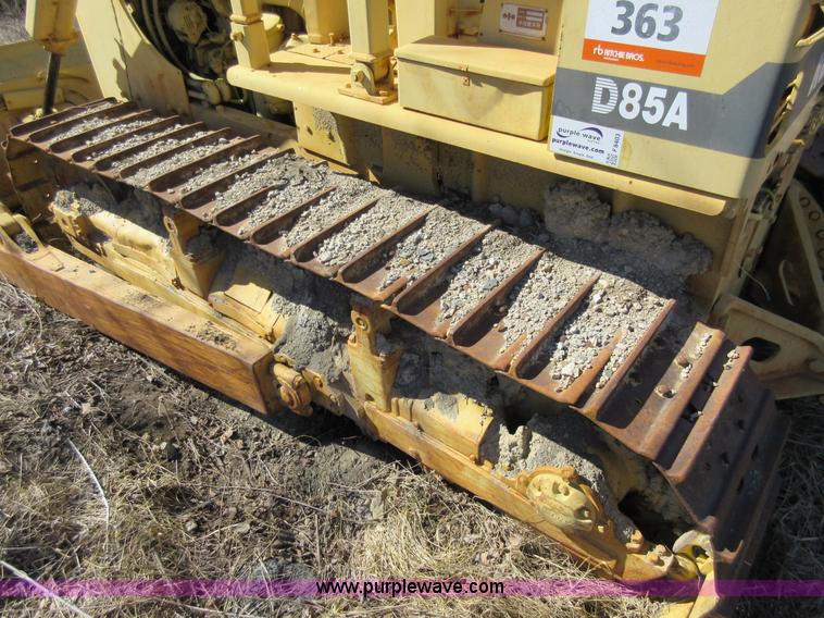 image for item F8403 1978 Komatsu D85A Series 12 dozer