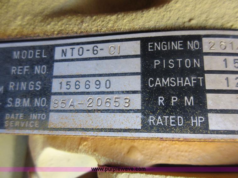 image for item F8403 1978 Komatsu D85A Series 12 dozer