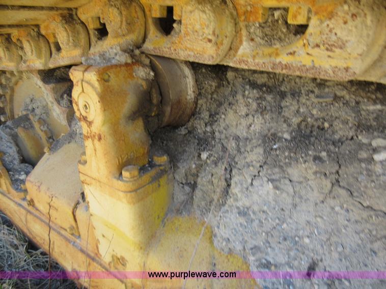 image for item F8403 1978 Komatsu D85A Series 12 dozer
