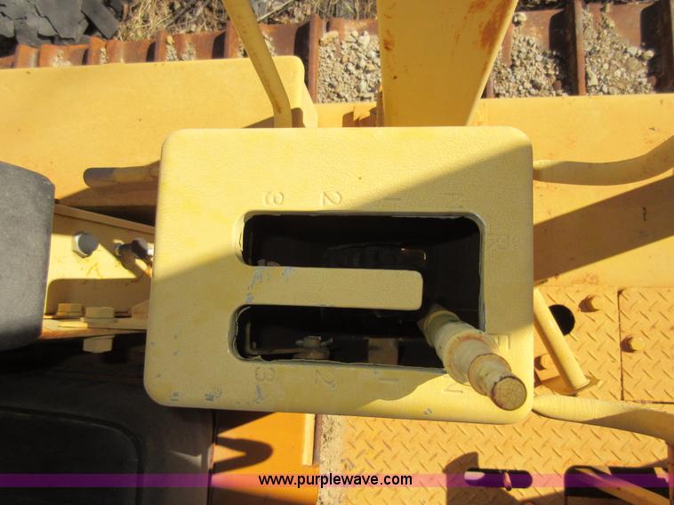 image for item F8403 1978 Komatsu D85A Series 12 dozer