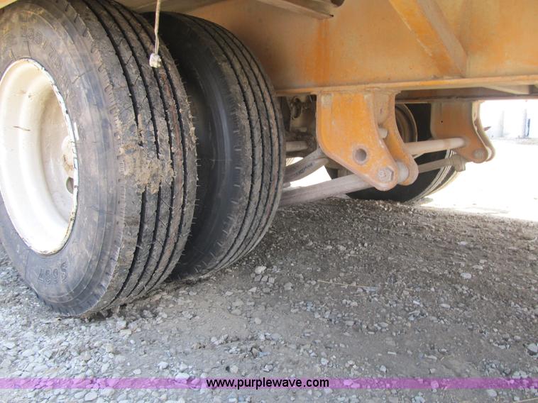 image for item G2000 2005 Bett Leitchfield equipment trailer