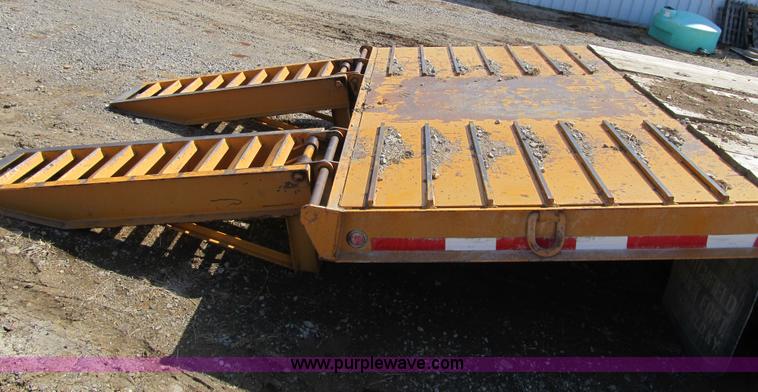 image for item G2000 2005 Bett Leitchfield equipment trailer