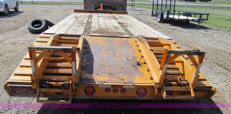 image for item G2000 2005 Bett Leitchfield equipment trailer