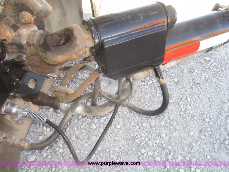 image for item G9755 2009 Cornhusker 800 pup dump trailer