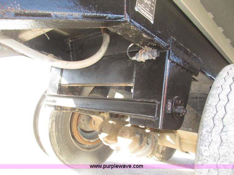 image for item G9755 2009 Cornhusker 800 pup dump trailer