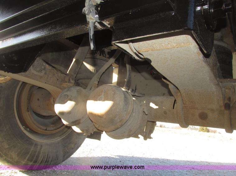 image for item G9755 2009 Cornhusker 800 pup dump trailer