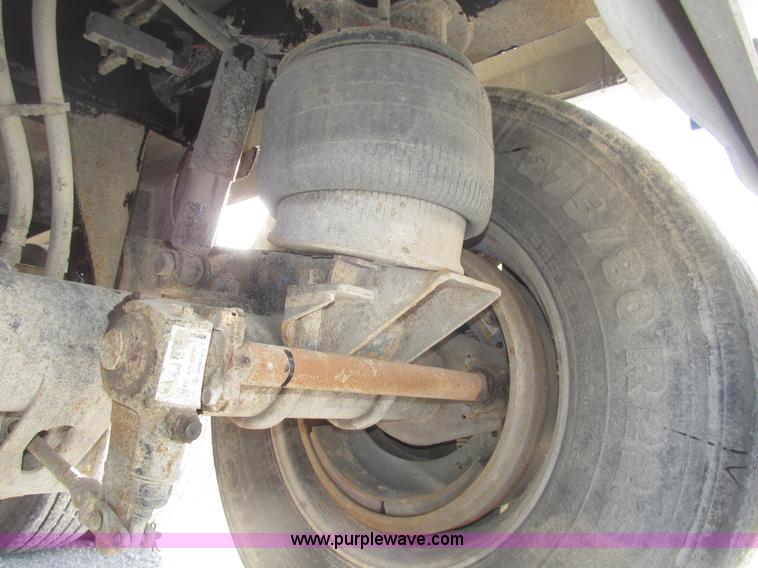 image for item G9755 2009 Cornhusker 800 pup dump trailer