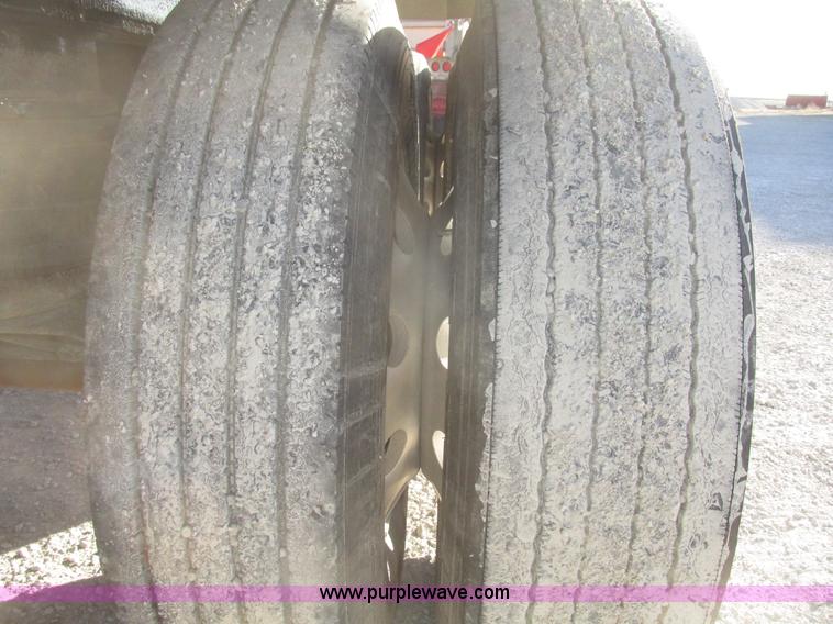 image for item G9755 2009 Cornhusker 800 pup dump trailer