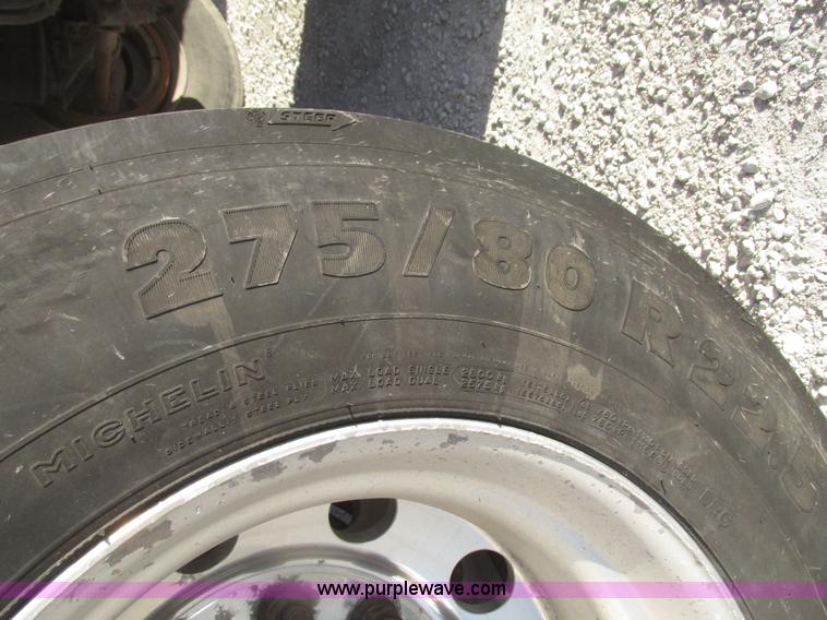 image for item G9755 2009 Cornhusker 800 pup dump trailer