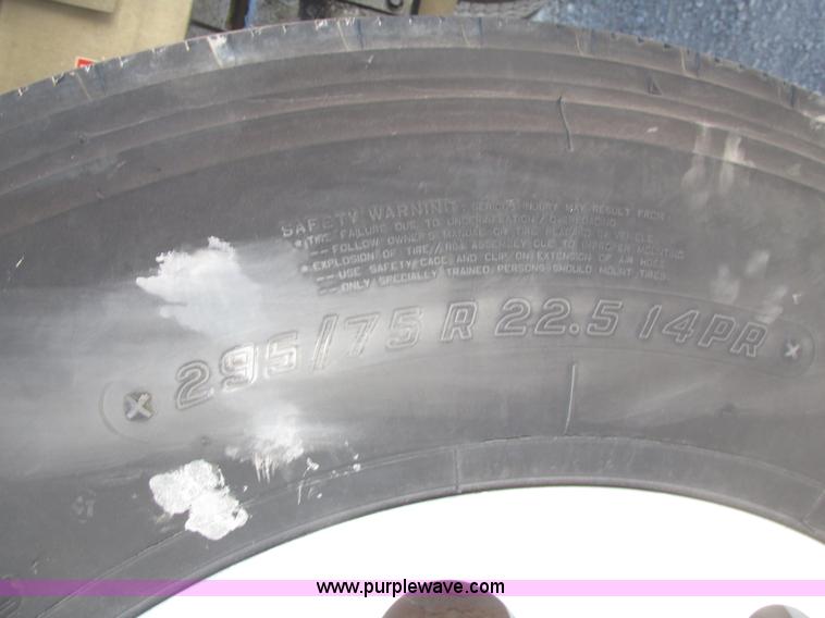 image for item G9756 2004 Peterbilt 379 dump truck