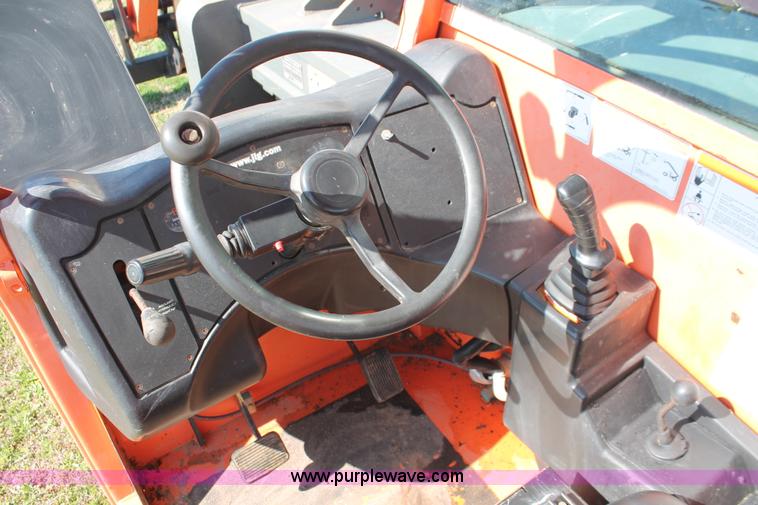 image for item H5882 2006 JLG G9-43A telehandler