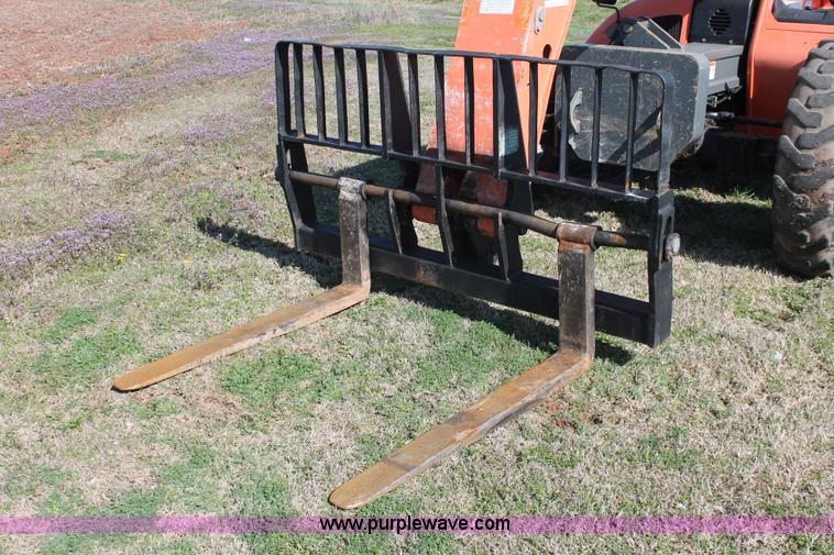 image for item H5882 2006 JLG G9-43A telehandler