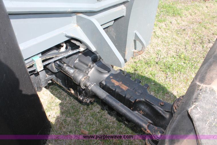 image for item H5882 2006 JLG G9-43A telehandler
