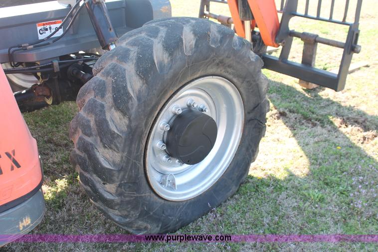 image for item H5882 2006 JLG G9-43A telehandler