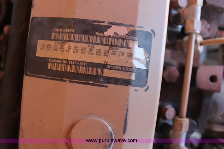 image for item H5883 2004 JLG G9-43A telehandler