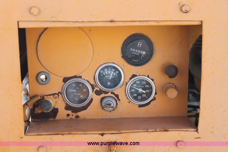 image for item H5884 1975 Ferguson SP-912 pneumatic roller