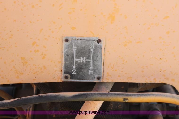 image for item H5884 1975 Ferguson SP-912 pneumatic roller