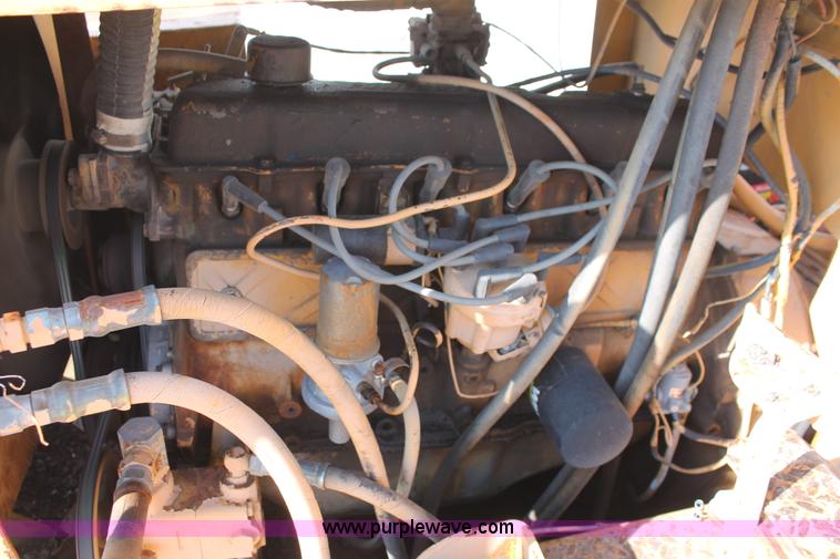image for item H5884 1975 Ferguson SP-912 pneumatic roller